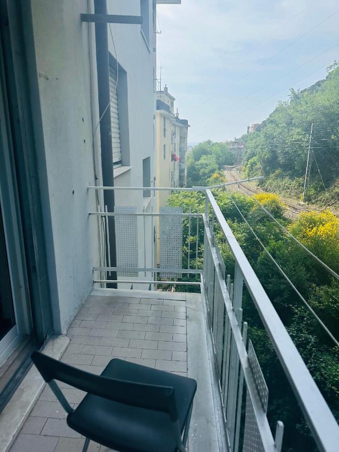 Entire 3 Bed Rooms Apartment,Centrum Cenova Dış mekan fotoğraf