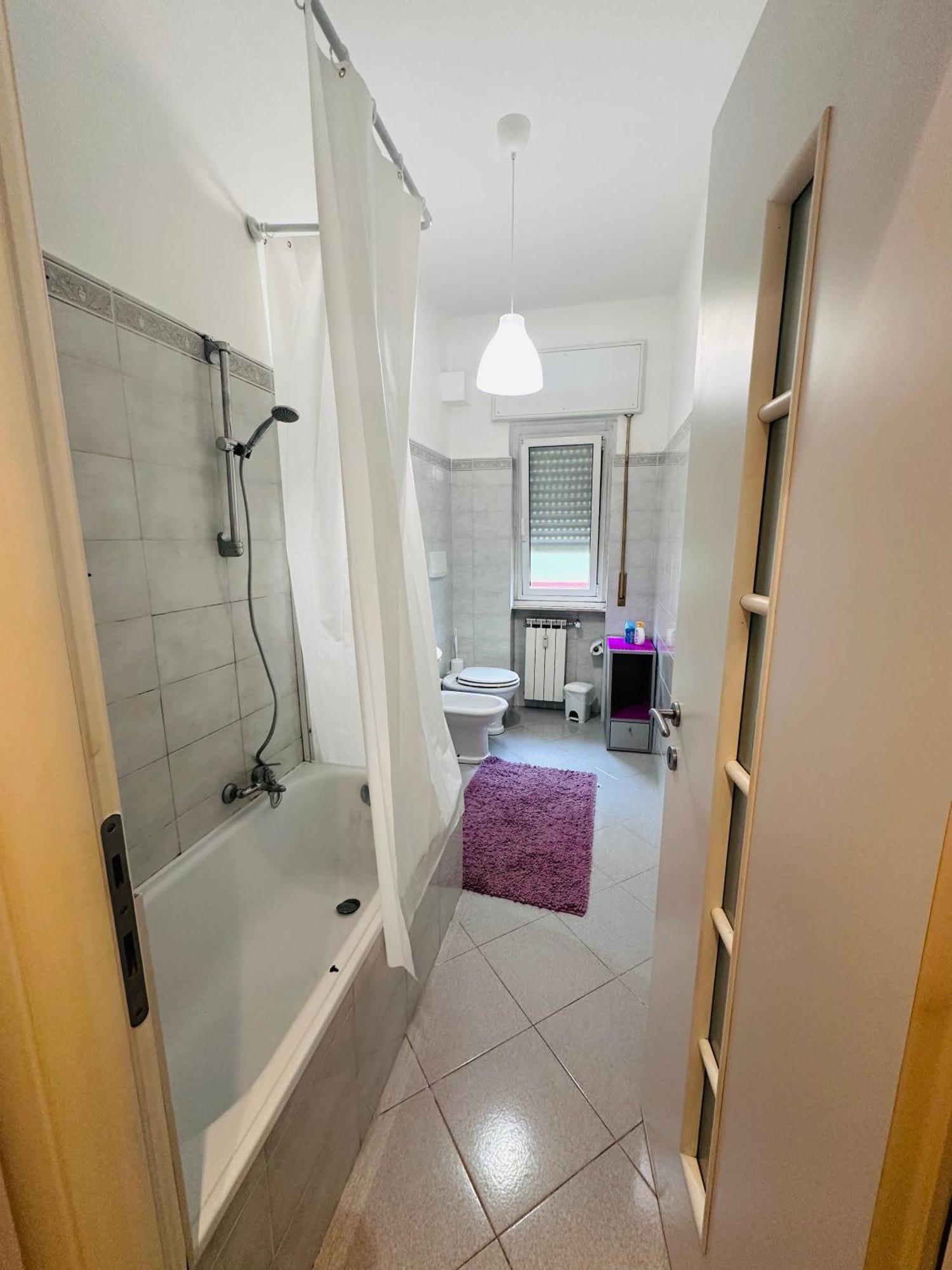 Entire 3 Bed Rooms Apartment,Centrum Cenova Dış mekan fotoğraf